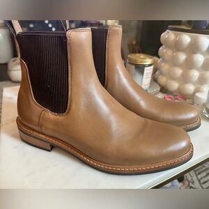 Stylish, Brand New Nisolo Carmen Chelsea Boot in Almond